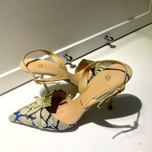 Vintage (1980’s) VERA WANG HEELS